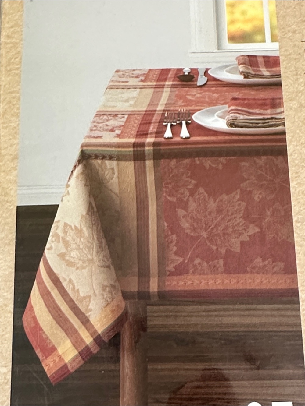 Emmerson Jacquard Tablecloth with Autumn Leaves- 60 x 84 in Oblong